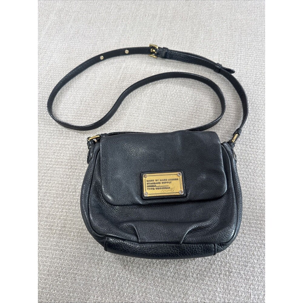 Marc by Marc Jacobs Black Leather Crossbody Bag Classic Q Isabelle Purse